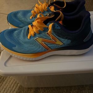 Men’s New Balance shoes size 10.5